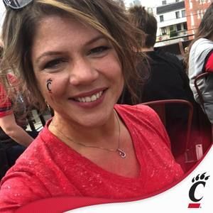 Meet your Posher, Liz